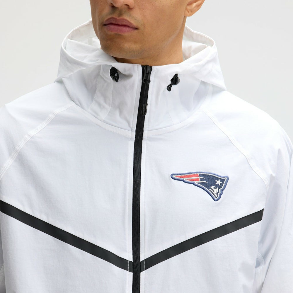 New England Patriots 2025 Rivalries Collection Tech Raglan Full-Zip Jacket White - Nike