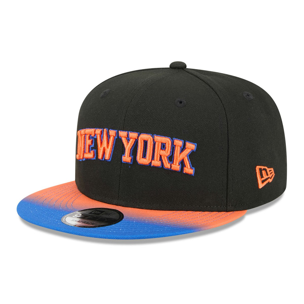 New Era - New York Knicks Jersey Hook Statement Edition 9FIFTY Snapback Hat - Black/Blue