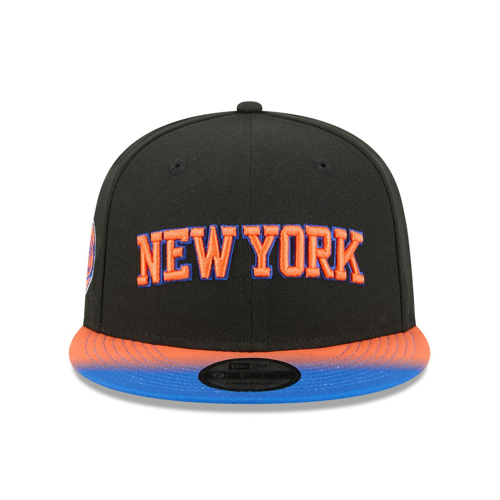 New Era - New York Knicks Jersey Hook Statement Edition 9FIFTY Snapback Hat - Black/Blue