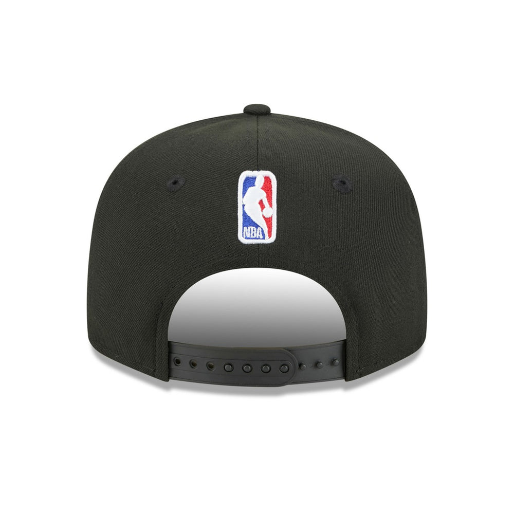 New Era - New York Knicks Jersey Hook Statement Edition 9FIFTY Snapback Hat - Black/Blue