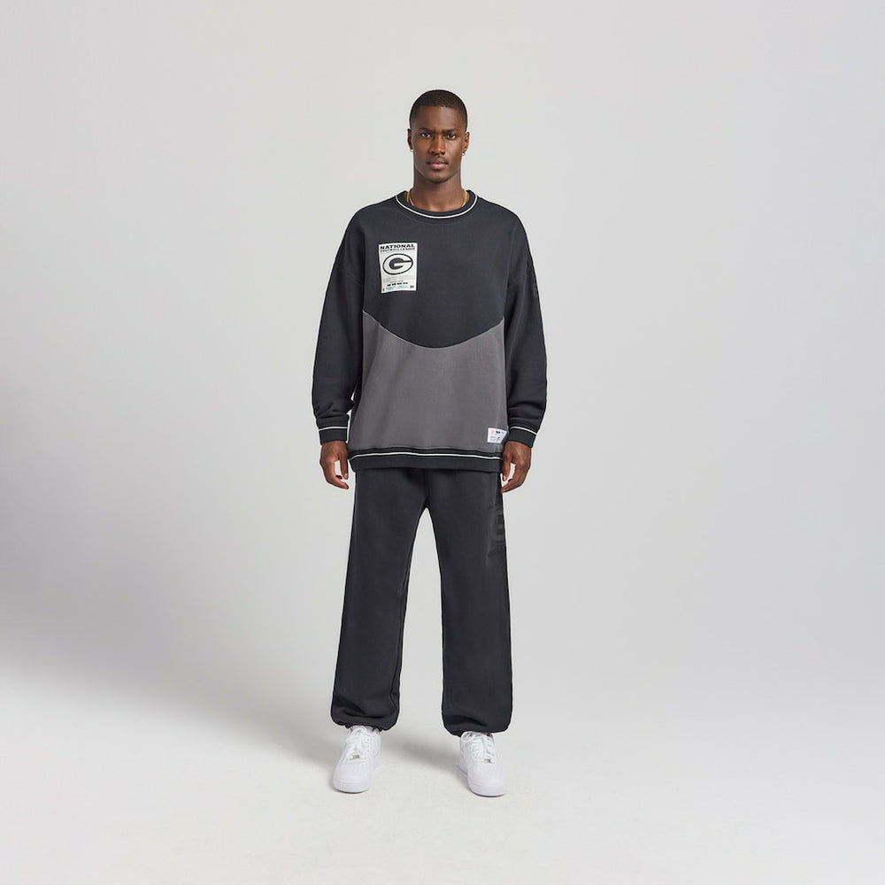 Green Bay Packers Off Season x NFL Unisex Fleece Sweatshirt Black - NFL