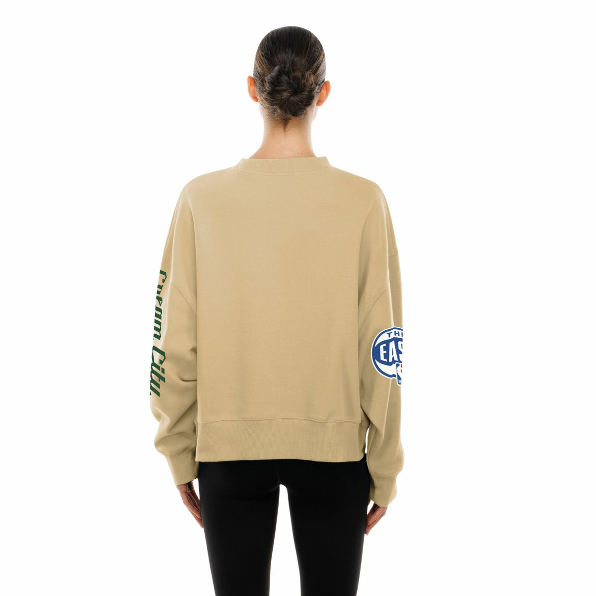 New Era - Milwaukee Bucks Women's 2025/26 City Edition Sweatshirt - Tan