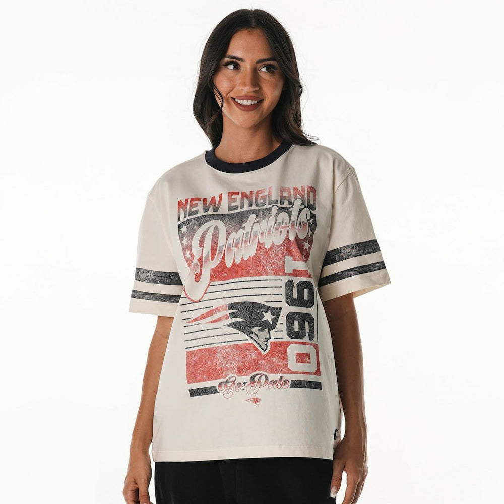 New England Patriots The Wild Collective Women's Vintage Drop Shoulder Oversized Boyfriend T-Shirt Cream - NFL