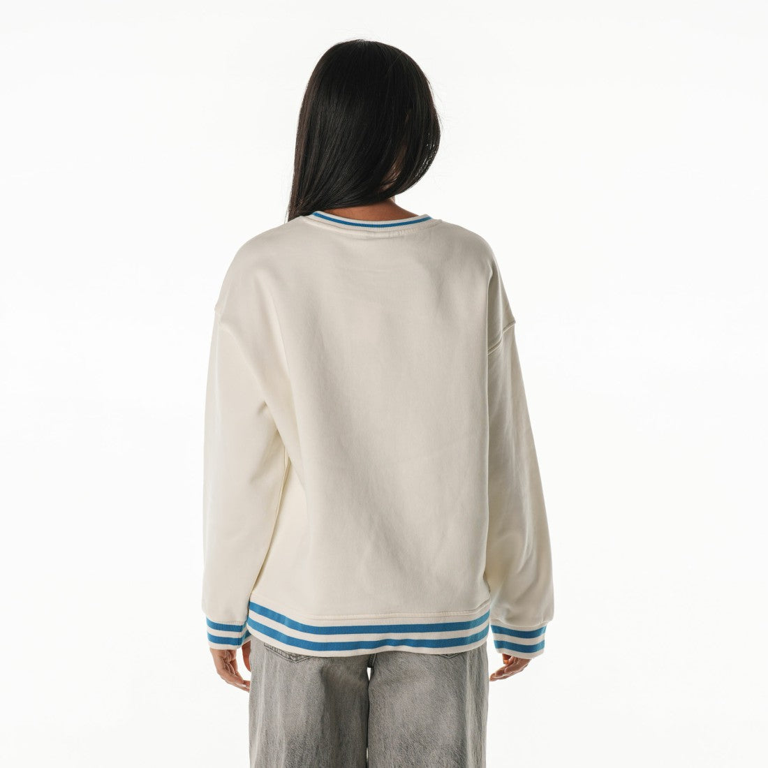 Detroit Lions The Wild Collective Women's Oversized Vintage French Terry Sweatshirt Cream - NFL