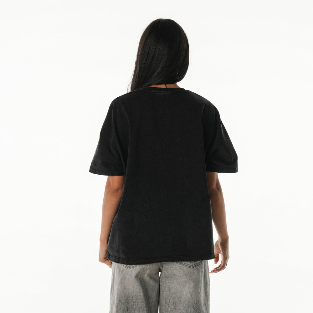 Detroit Lions The Wild Collective Women's Oversized Laurel Graphic Dolman T-Shirt Black - NFL