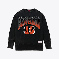 Cincinnati Bengals Women's Delineate Mineral Wash Crewneck Sweatshirt Black - Mitchell & Ness