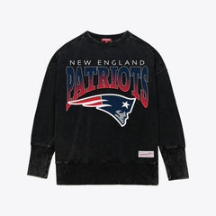New England Patriots Women's Delineate Mineral Wash Crewneck Sweatshirt Black - Mitchell & Ness