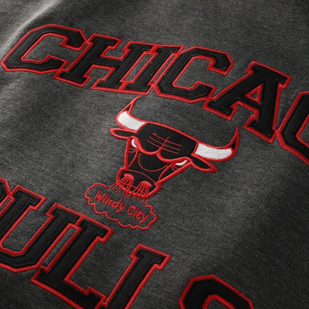 Mitchell & Ness - Chicago Bulls Hardwood Classics Big & Tall Crewneck Sweatshirt - Heather Charcoal