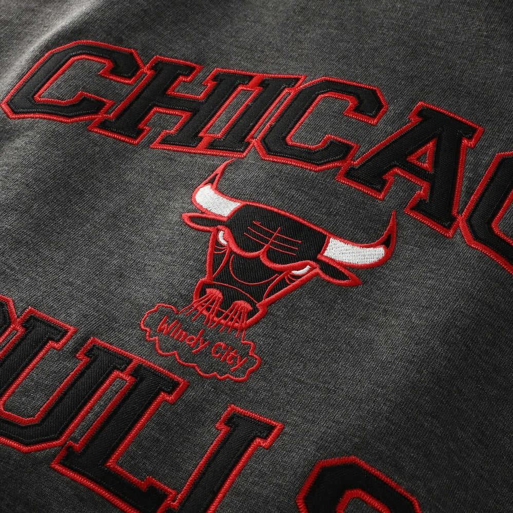 Mitchell & Ness - Chicago Bulls Hardwood Classics Big & Tall Crewneck Sweatshirt - Heather Charcoal