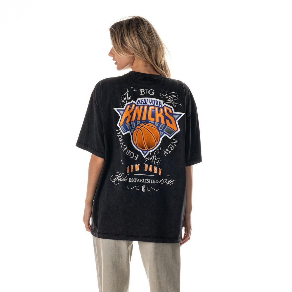 NBA - New York Knicks The Wild Collective Unisex Oversized Streetwear T-Shirt - Black