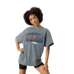 Denver Broncos Gameday Couture Women's Peak Performance Oversized Snow Wash T-Shirt Gray - NFL