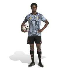 Adidas Juventus 2025/26 Pre-Match Training Jerseys - Black