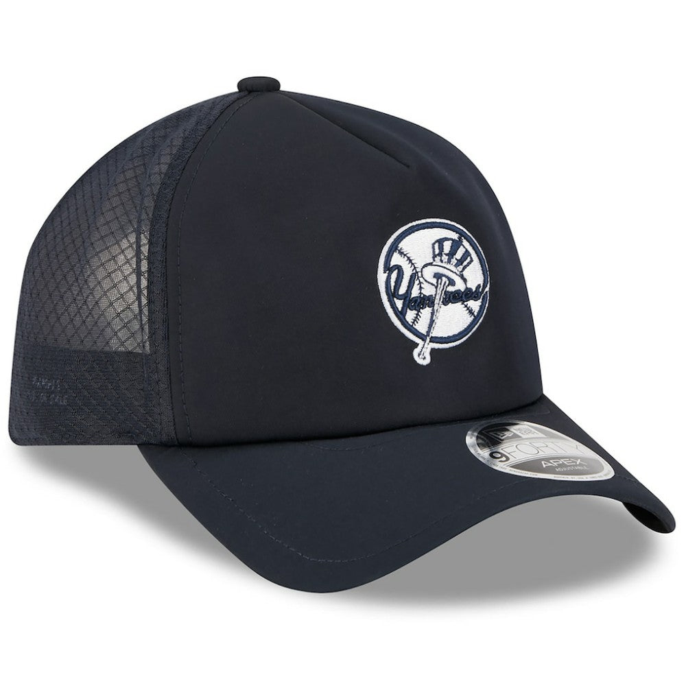 New York Yankees New Era 2026 Batting Practice Alternate Apex 9FORTY Adjustable Hat Clearance