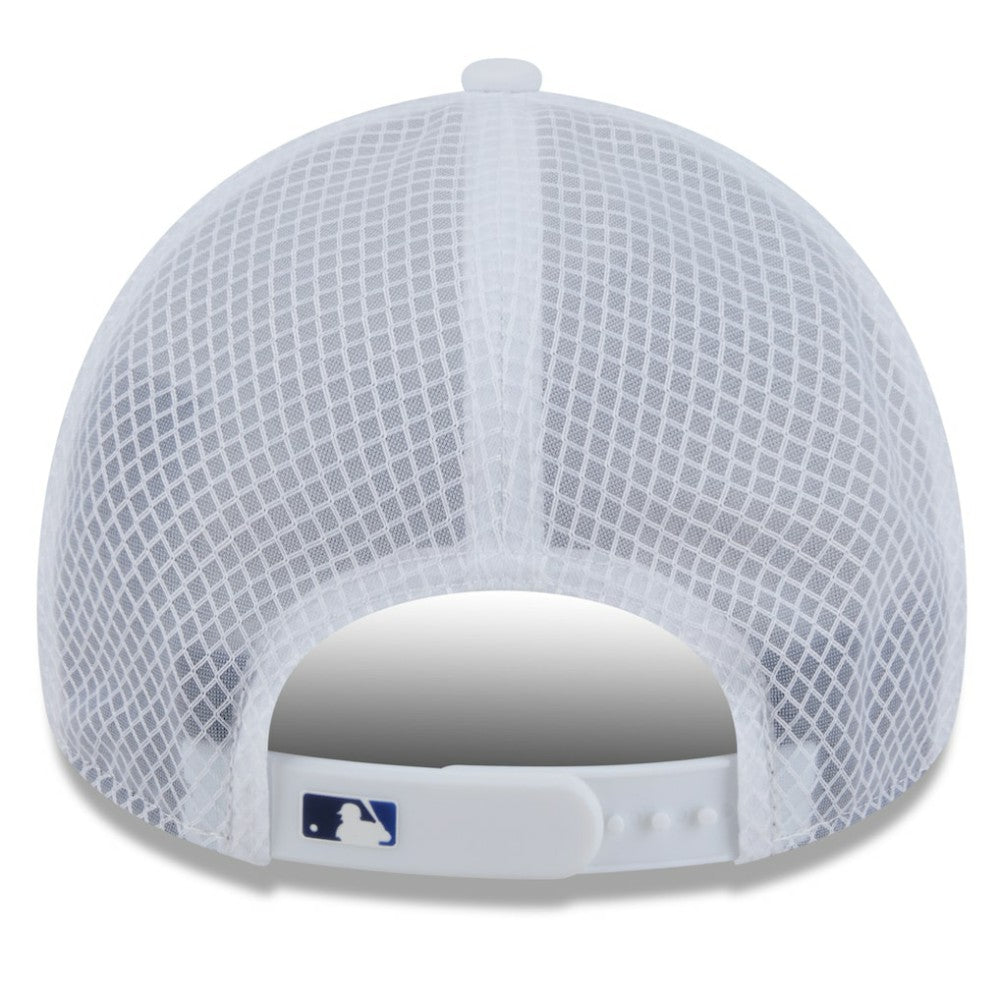 Toronto Blue Jays New Era 2026 Batting Practice Apex 9FORTY Adjustable Trucker Hat Lifestyle