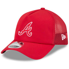 Atlanta Braves New Era 2026 Batting Practice Apex 9FORTY Adjustable Trucker Hat Lifestyle
