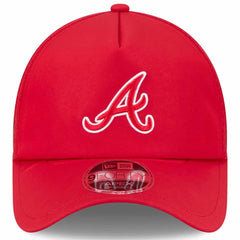 Atlanta Braves New Era 2026 Batting Practice Apex 9FORTY Adjustable Trucker Hat Lifestyle