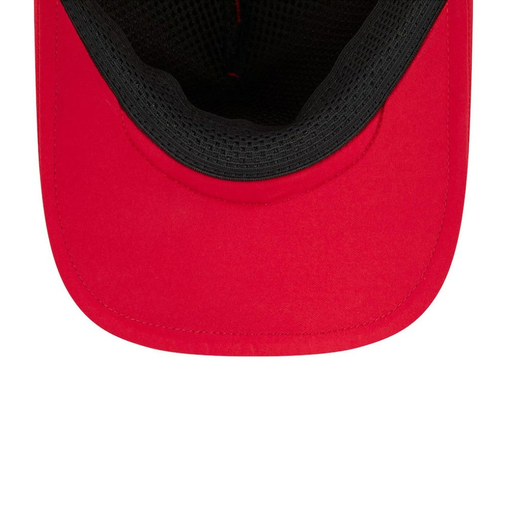 Atlanta Braves New Era 2026 Batting Practice Apex 9FORTY Adjustable Trucker Hat Lifestyle