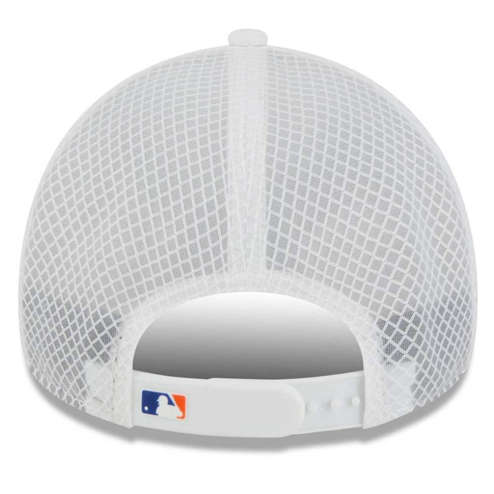 New York Mets New Era 2026 Batting Practice Apex 9FORTY Adjustable Trucker Hat for sale