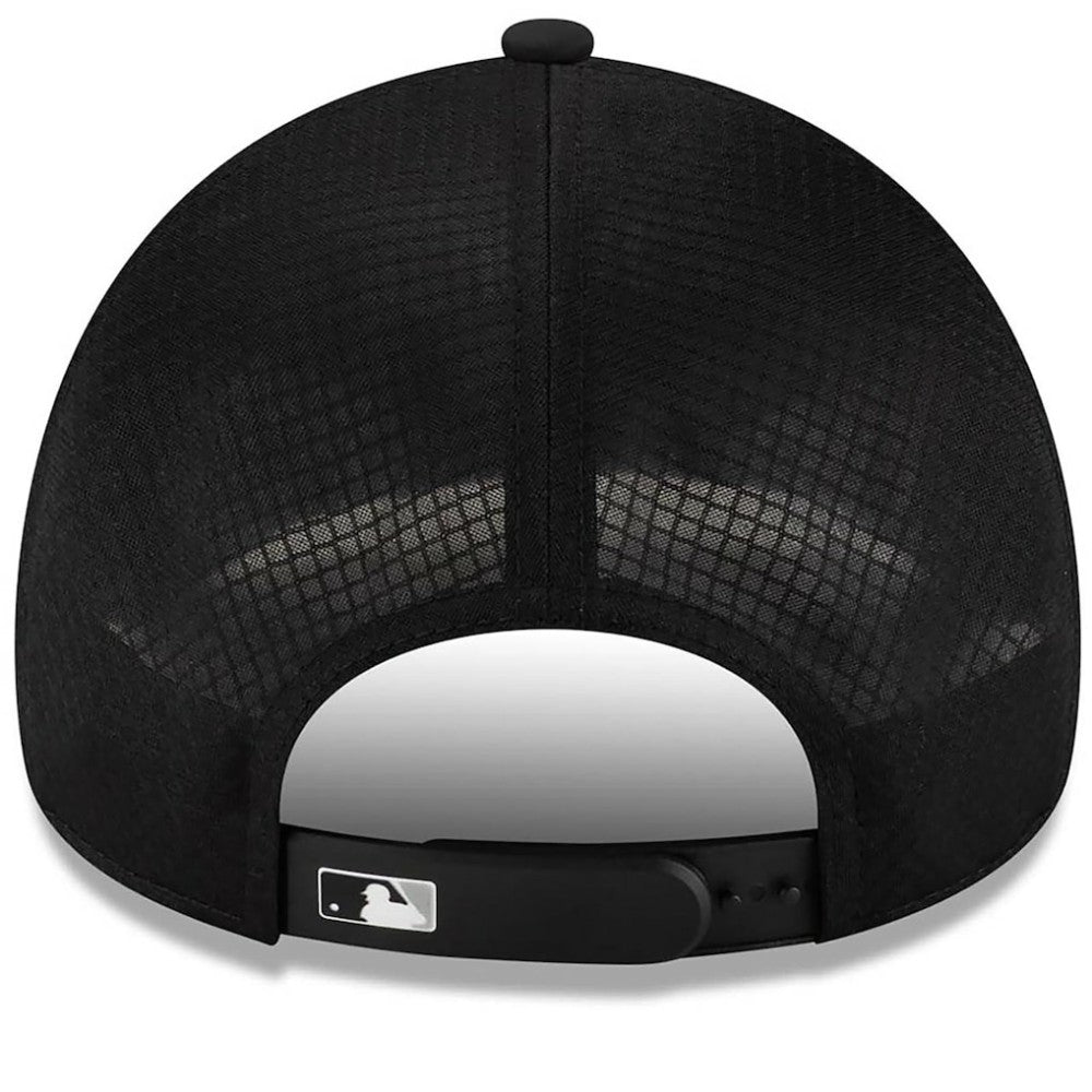 Chicago White Sox New Era 2026 Batting Practice Apex 9FORTY Adjustable Trucker Hat discount