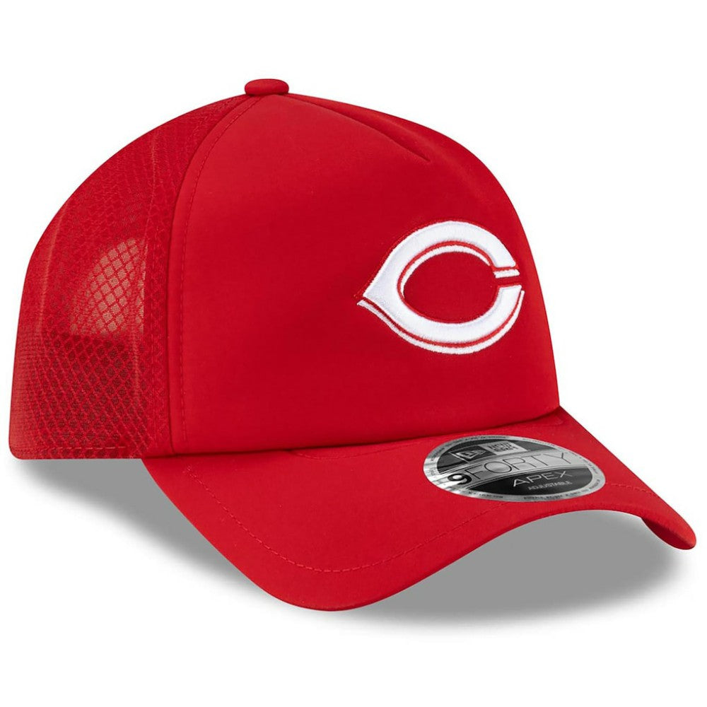 Cincinnati Reds New Era 2026 Batting Practice Apex 9FORTY Adjustable Trucker Hat Lifestyle