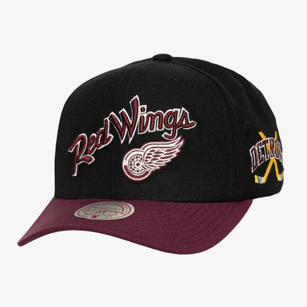 Detroit Red Wings - Mitchell & Ness x Just Don Wave Script Pro Strapback Hat Black/Maroon