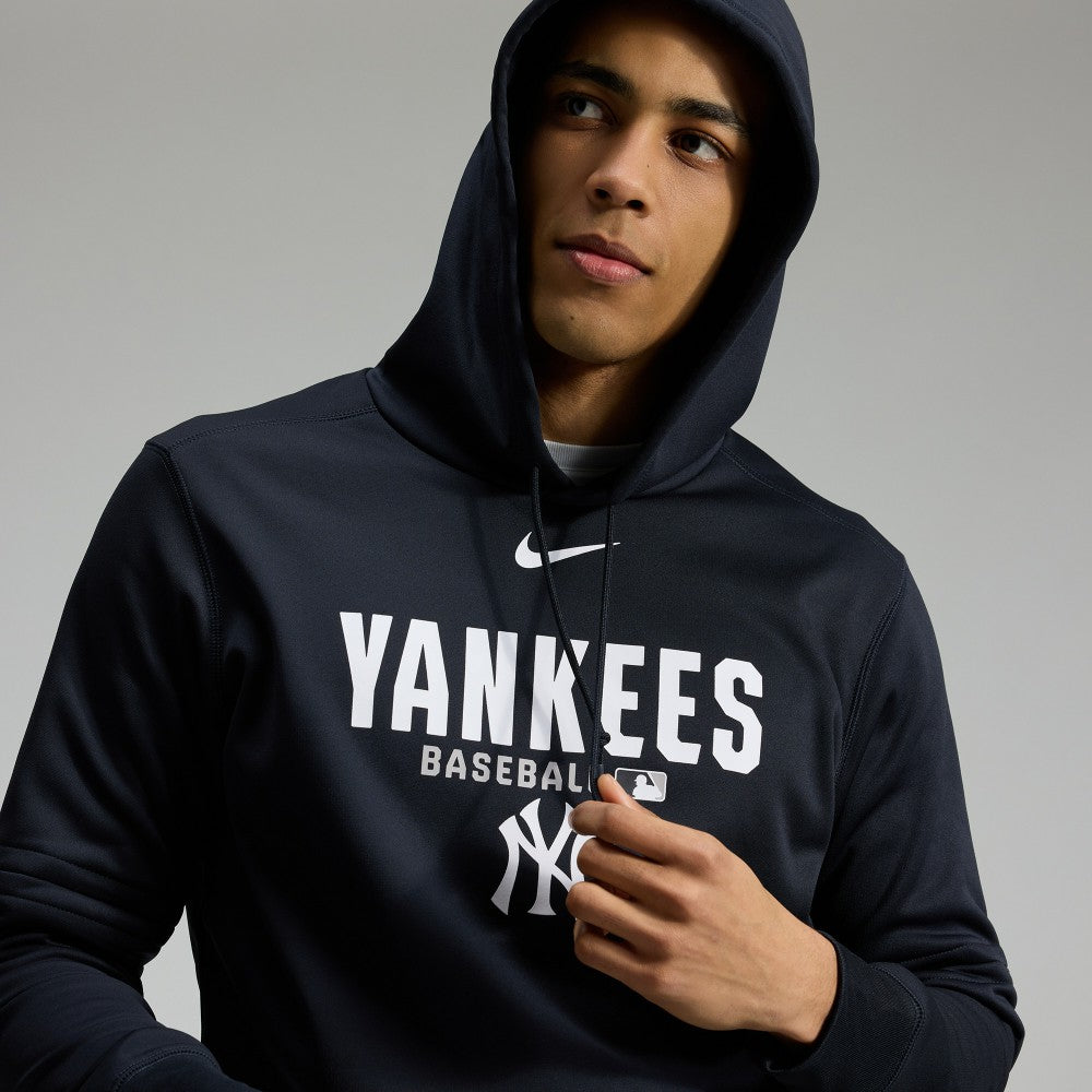 New York Yankees Nike Authentic Collection Therma-FIT Hoodie Lifestyle