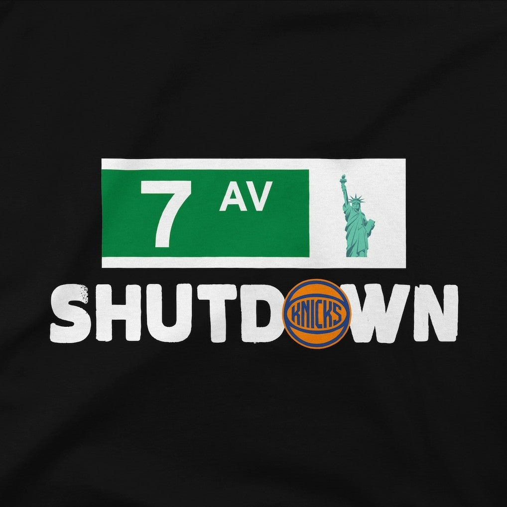 NBA - New York Knicks Stadium Essentials 7th Avenue Shutdown T-Shirt - Black