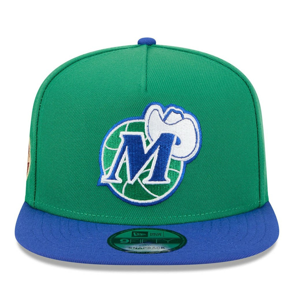 New Era - Dallas Mavericks 2025/26 Classic Edition Jersey Hook A-Frame 9FIFTY Snapback Hat - Green/Blue