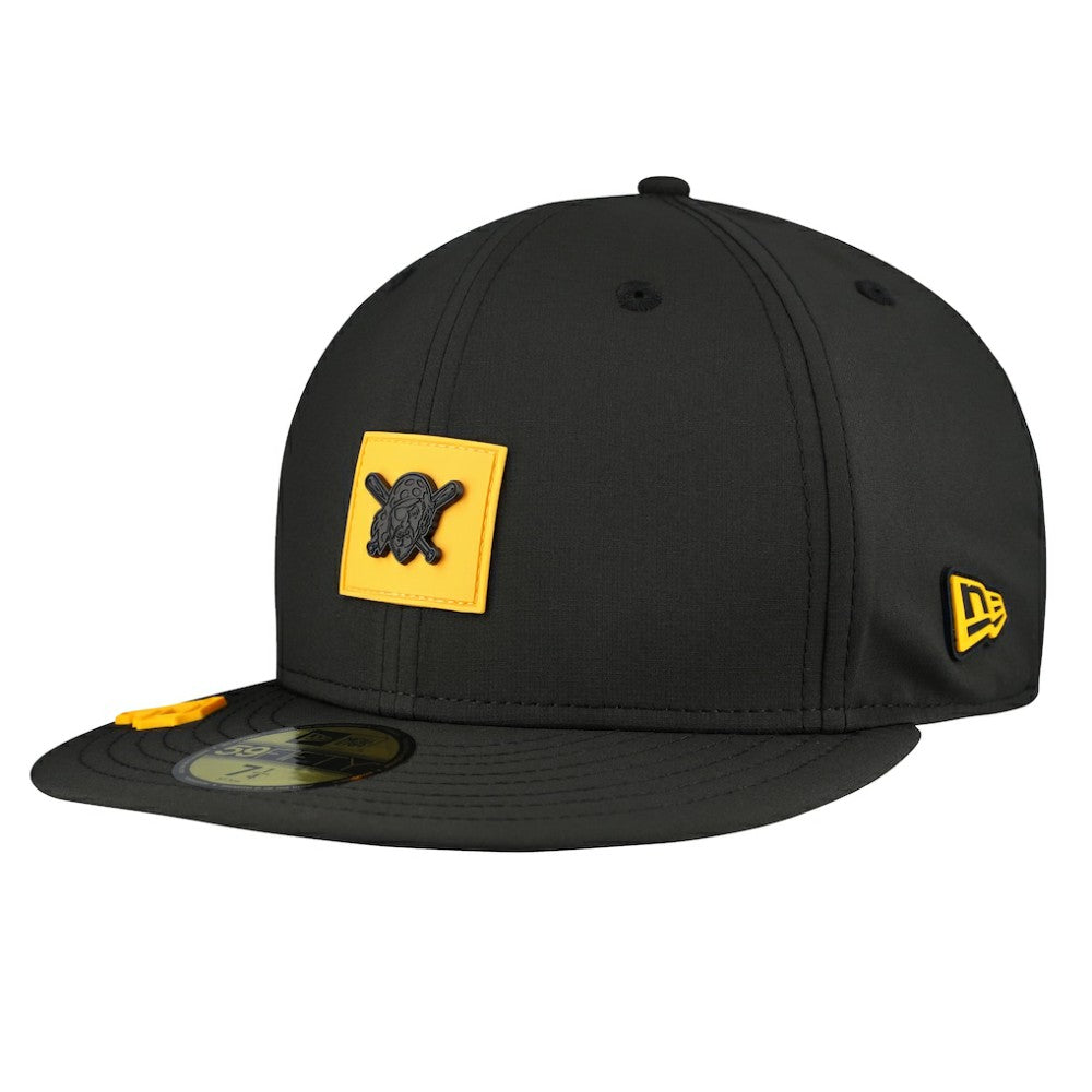 Pittsburgh Pirates New Era 2026 Clubhouse Alternate 59FIFTY Fitted Hat Lifestyle