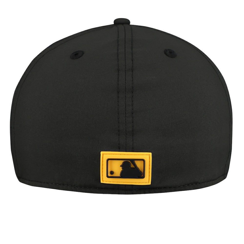 Pittsburgh Pirates New Era 2026 Clubhouse Alternate 59FIFTY Fitted Hat Lifestyle