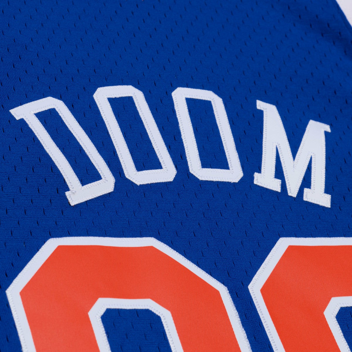 Mitchell & Ness - MF DOOM x NY Knicks x A New York Story Fashion Jersey - Blue