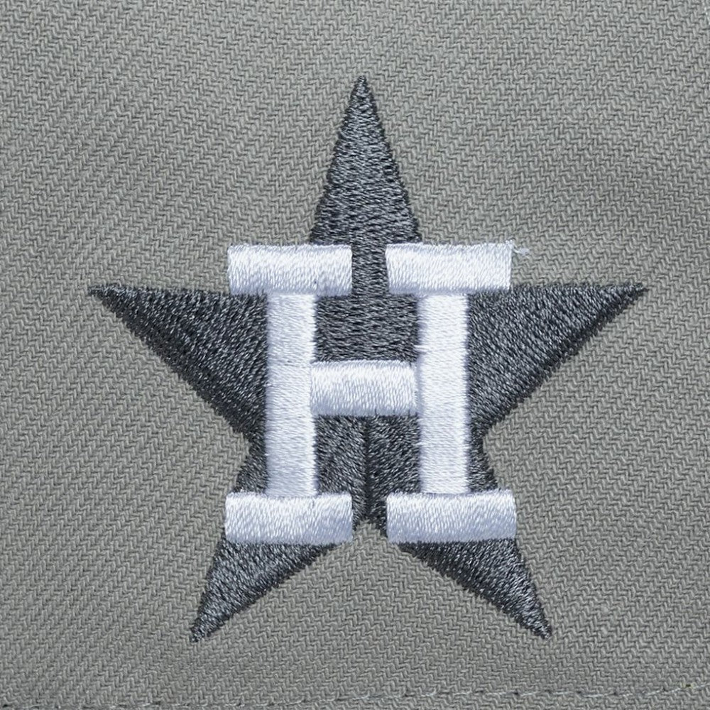 Houston Astros Mitchell & Ness Cooperstown Thunderstorm Head Coach Pro-Crown Adjustable Hat Lifestyle