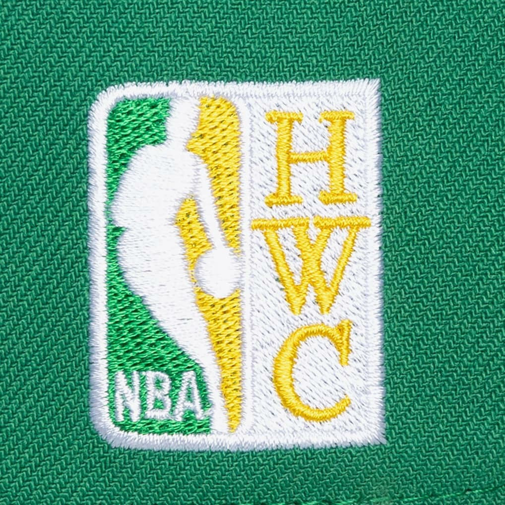 Mitchell & Ness - Boston Celtics Legendary Home Pro Pinch Snapback Hat - Kelly Green