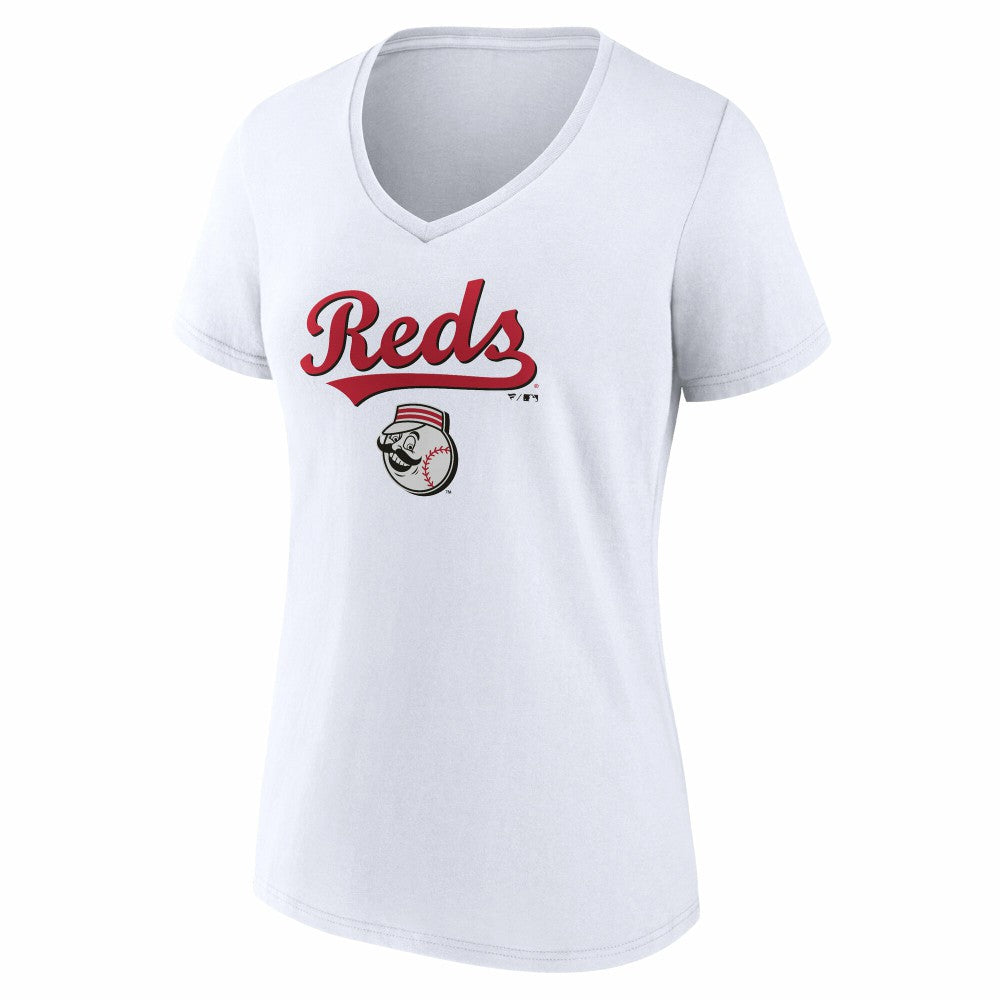 Cincinnati Reds Women's Team Lockup V-Neck T-Shirt Lifestyle