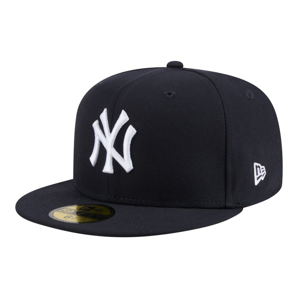 New York Yankees New Era Hidden Hit 59FIFTY Fitted Hat Lifestyle
