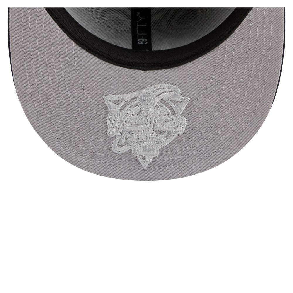 New York Yankees New Era Hidden Hit 59FIFTY Fitted Hat Lifestyle