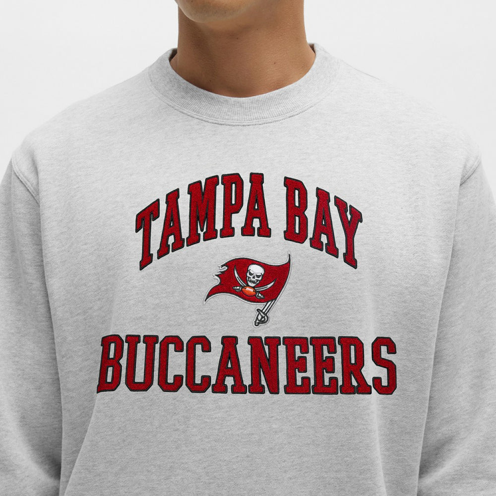 Tampa Bay Buccaneers lululemon Steady State Sweatshirt Heathered Silver Drop - NFL