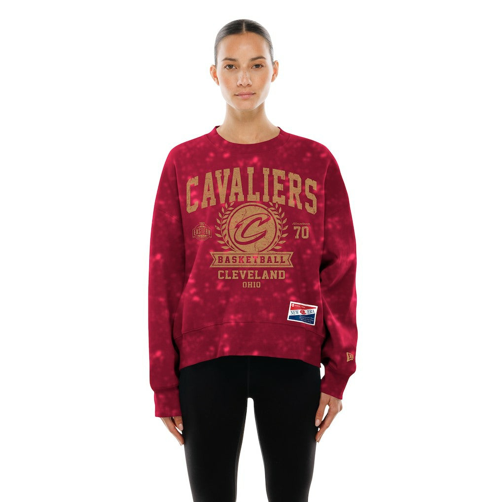 New Era - Cleveland Cavaliers Women's Throwback Collection Mineral Wash Crewneck Sweatshirt - Wine