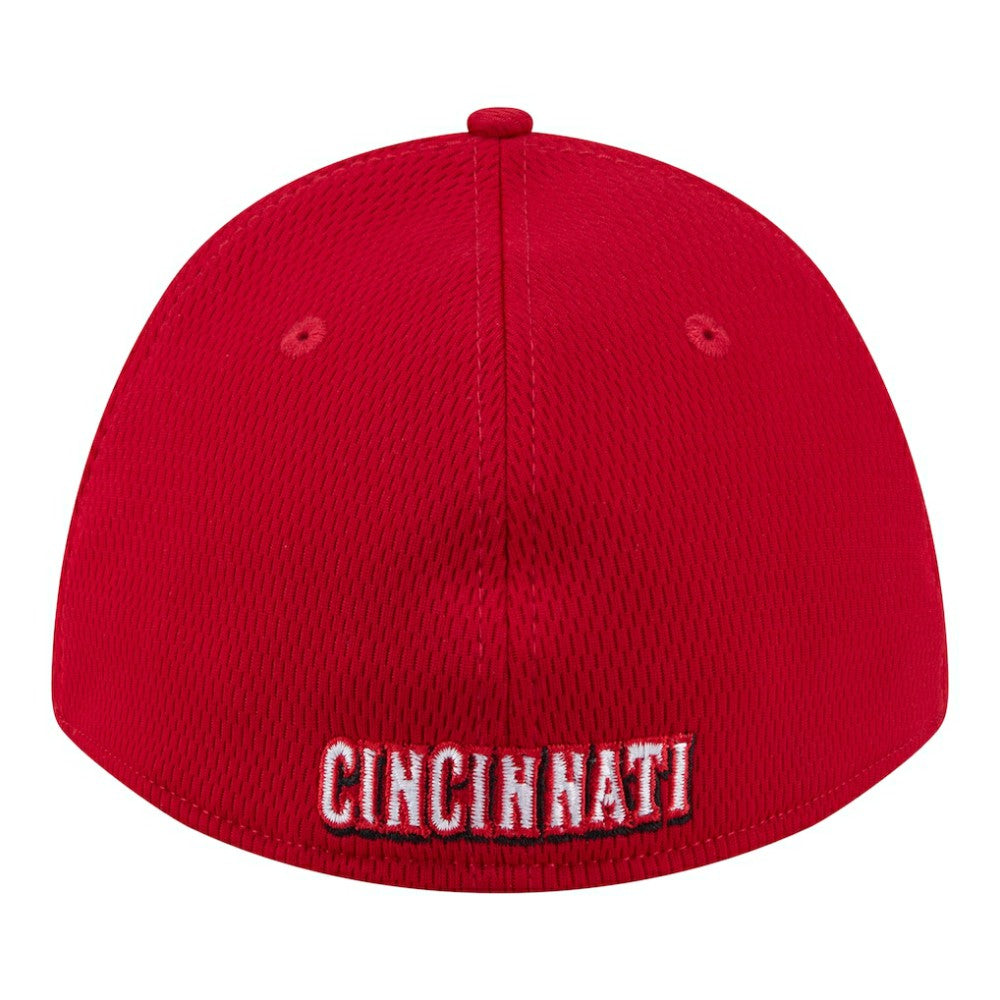 Cincinnati Reds New Era Dash 39THIRTY Flex Hat Lifestyle
