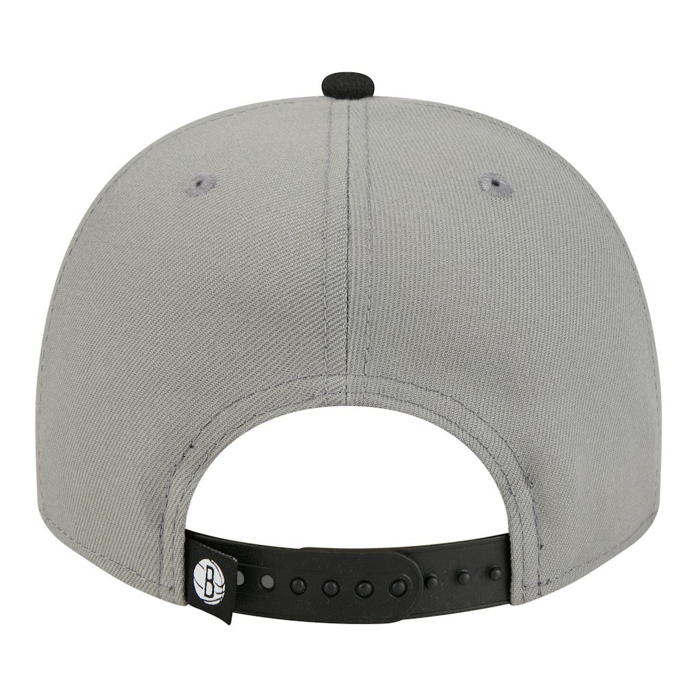 New Era - Brooklyn Nets Injection Cartoon Logo A-Frame 9FIFTY Adjustable Hat - Gray