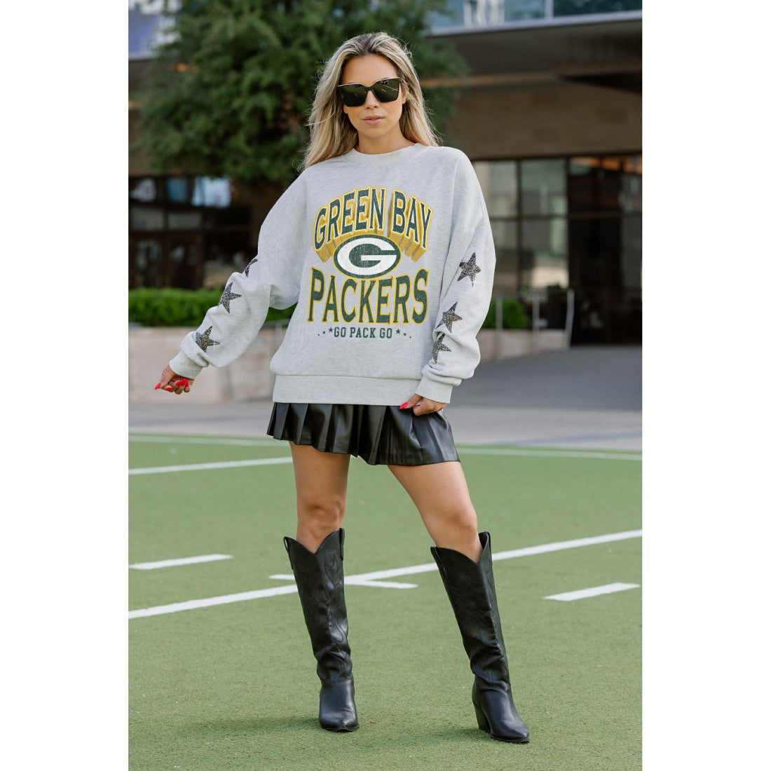 Green Bay Packers Gameday Couture Women's Resilience Relaxed Rhinestone Pullover Sweatshirt Ash - NFL