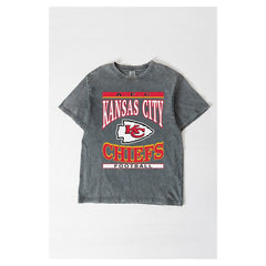 Kansas City Chiefs Gameday Couture Women's Oversized Classic Grind Washed T-Shirt Gray - NFL