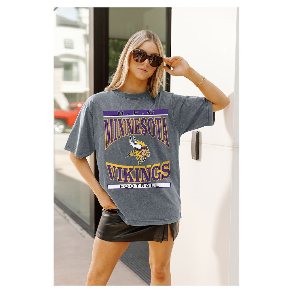 Minnesota Vikings Gameday Couture Women's Oversized Classic Grind Washed T-Shirt Gray - NFL
