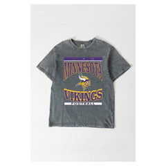 Minnesota Vikings Gameday Couture Women's Oversized Classic Grind Washed T-Shirt Gray - NFL