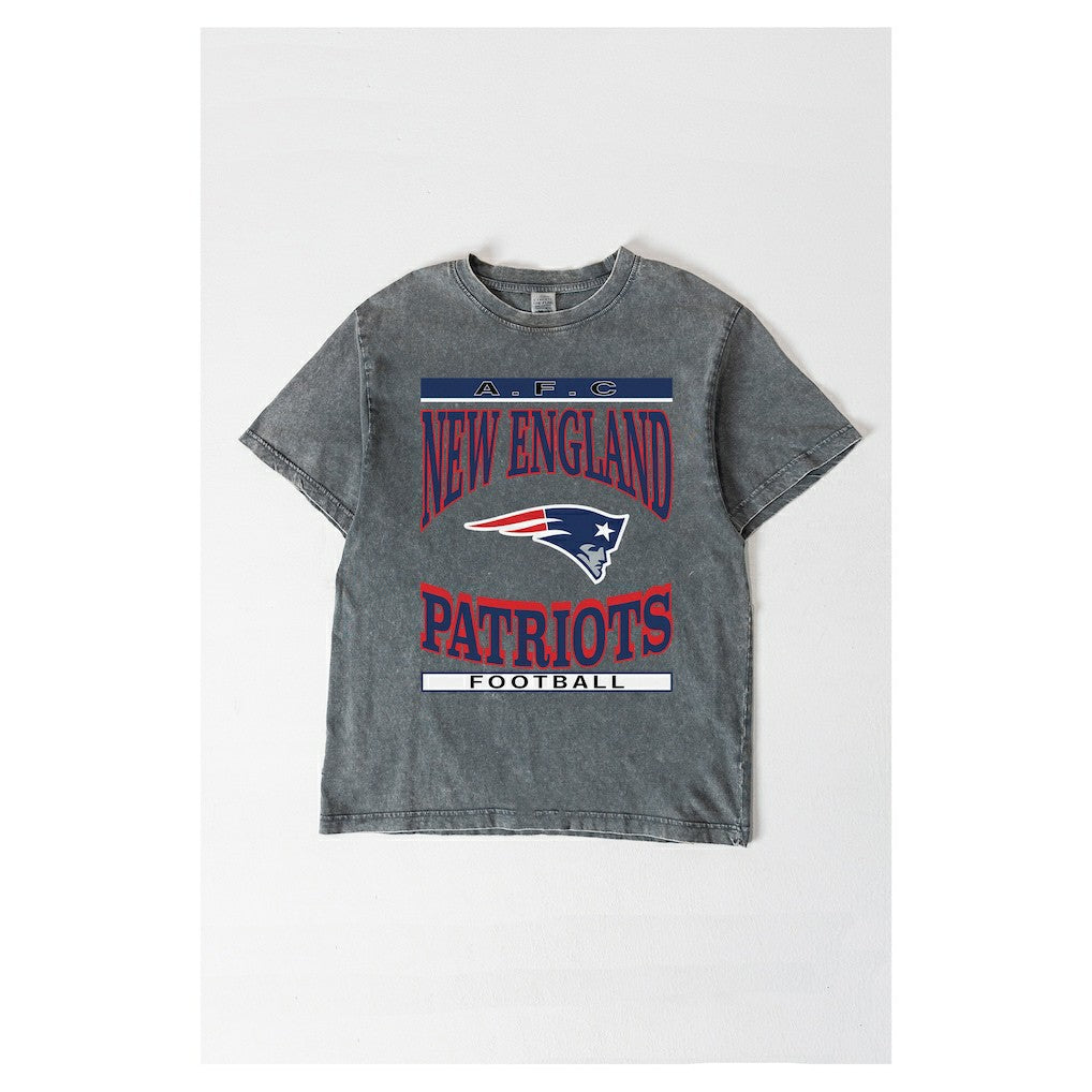 New England Patriots Gameday Couture Women's Oversized Classic Grind Washed T-Shirt Gray - NFL