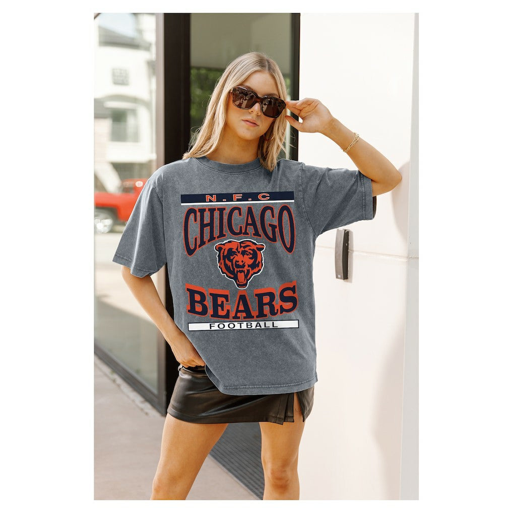 Chicago Bears Gameday Couture Women's Oversized Classic Grind Washed T-Shirt Gray - NFL