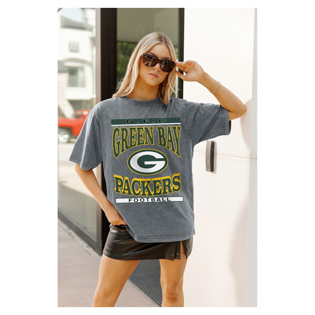 Green Bay Packers Gameday Couture Women's Oversized Classic Grind Washed T-Shirt Gray - NFL