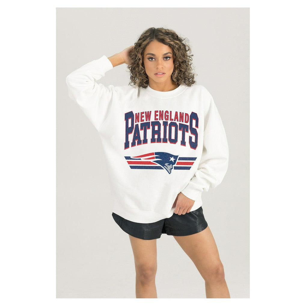 New England Patriots Gameday Couture Women's Swift Strike Premium Oversized Fleece Pullover Sweatshirt White - NFL