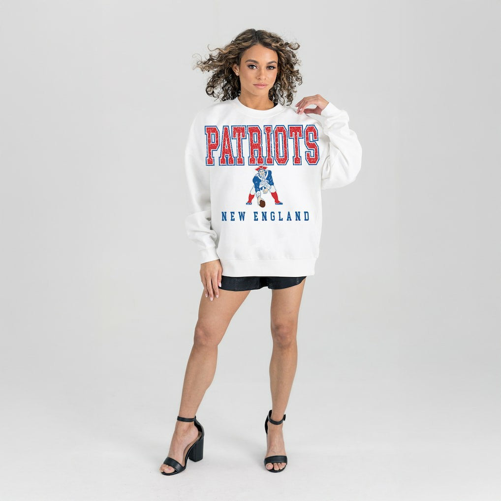 New England Patriots Gameday Couture Women's Classic Sunday Drives Oversized Premium Fleece Pullover Sweatshirt White - NFL