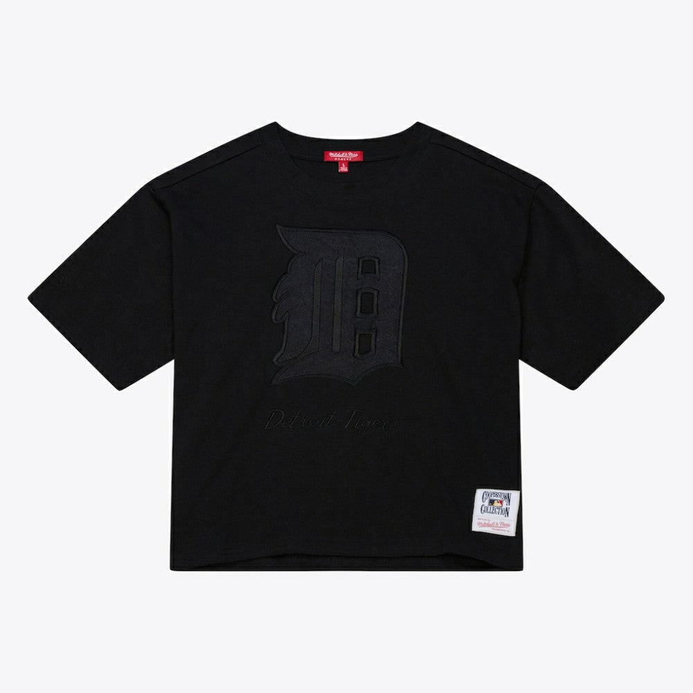 Detroit Tigers Mitchell & Ness Women's Cooperstown Collection Phantom Cropped T-Shirt Lifestyle